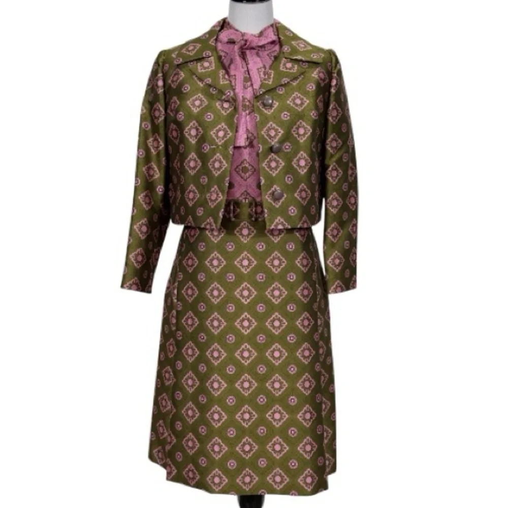 Vintage 1970s Alper Schwartz Pink & Olive Geometric Tie-Neck Dress Mod Retro Mid